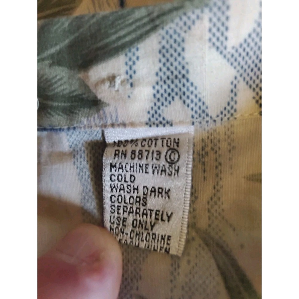 Pierre Cardin Vintage Mens M Hawaiian Short Sleeve Cotton Button Shirt - Picture 7 of 7
